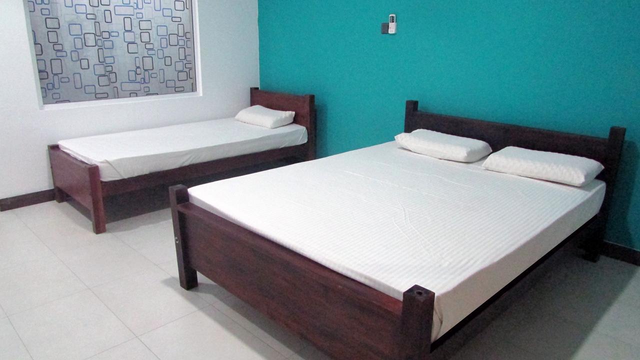 Soul Surfer - Weligama Hostel ภายนอก รูปภาพ