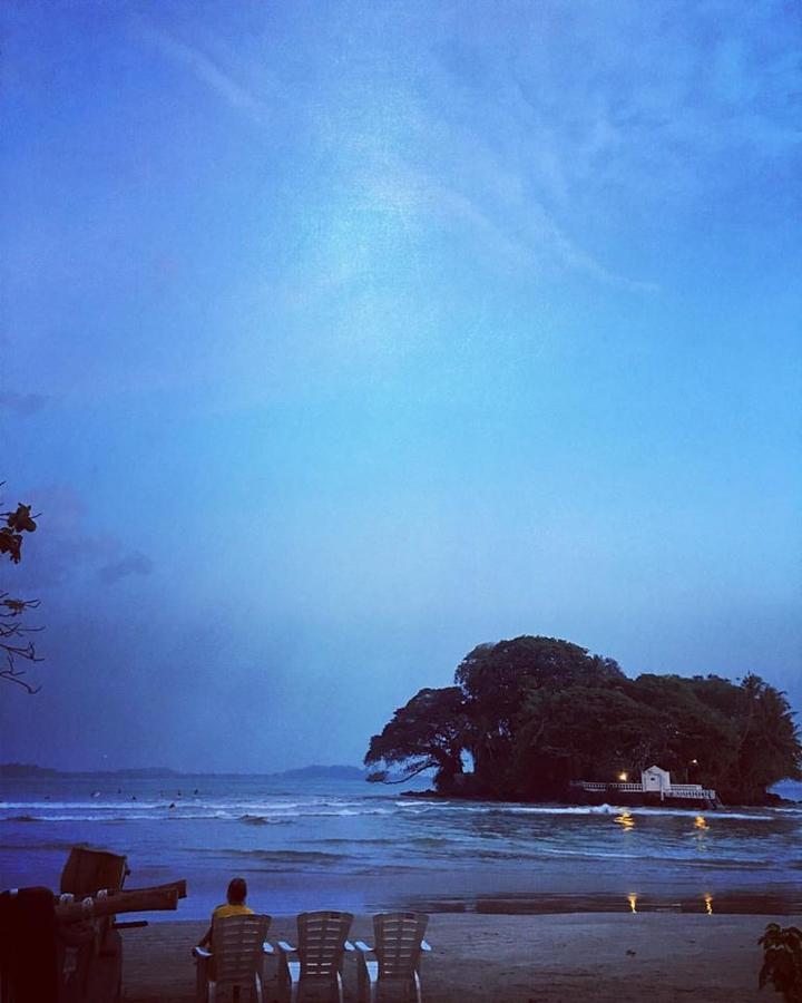 Soul Surfer - Weligama Hostel ภายนอก รูปภาพ