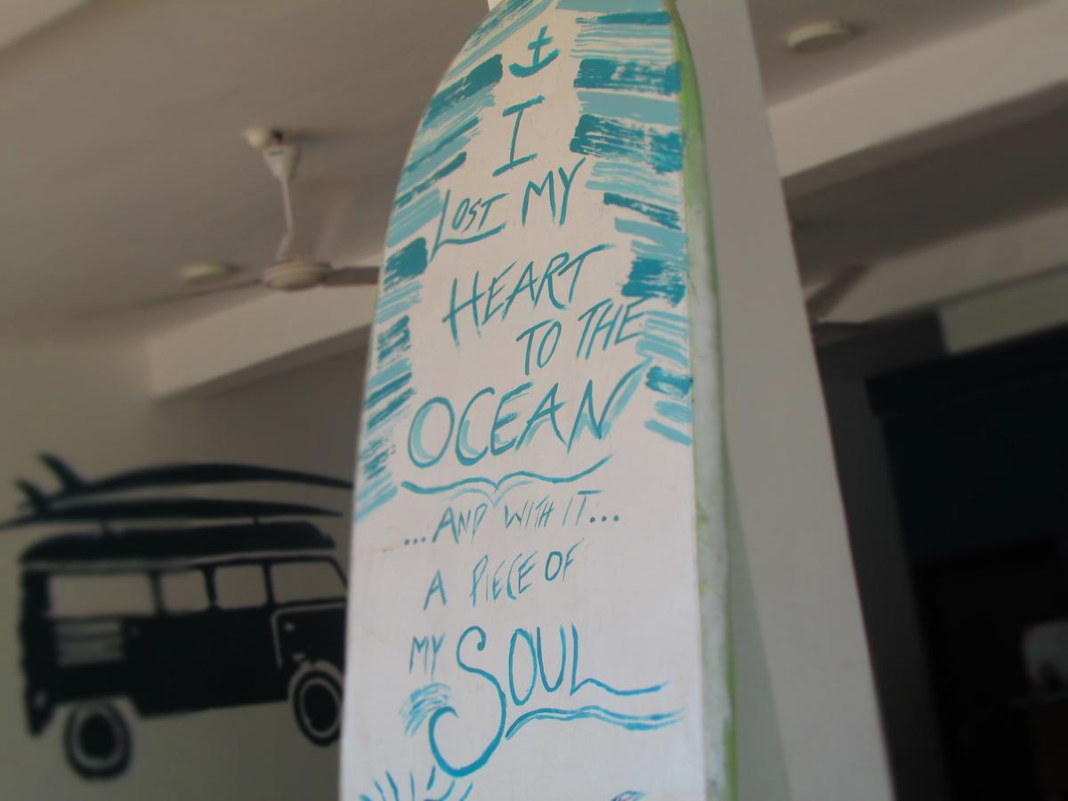 Soul Surfer - Weligama Hostel ภายนอก รูปภาพ